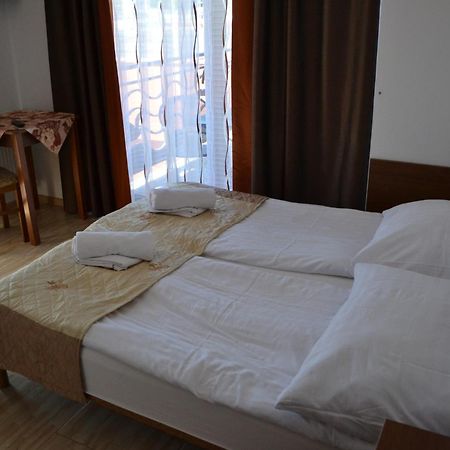 Gosciniec Kaszebe Bed and Breakfast Łeba Eksteriør billede