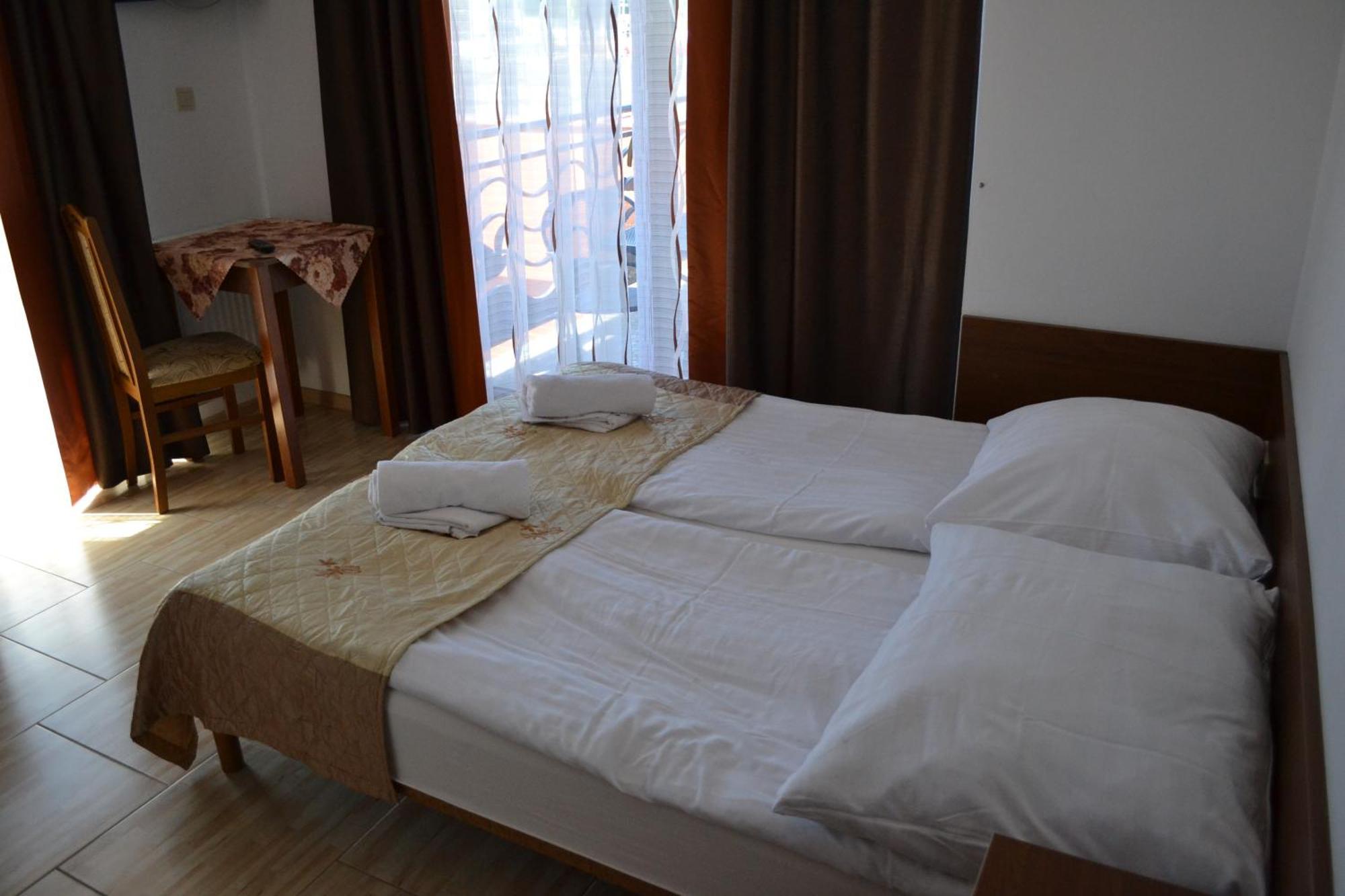 Gosciniec Kaszebe Bed and Breakfast Łeba Eksteriør billede