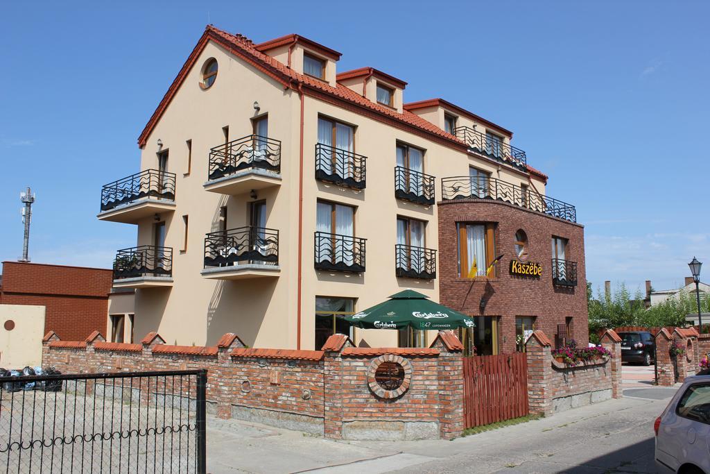 Gosciniec Kaszebe Bed and Breakfast Łeba Eksteriør billede