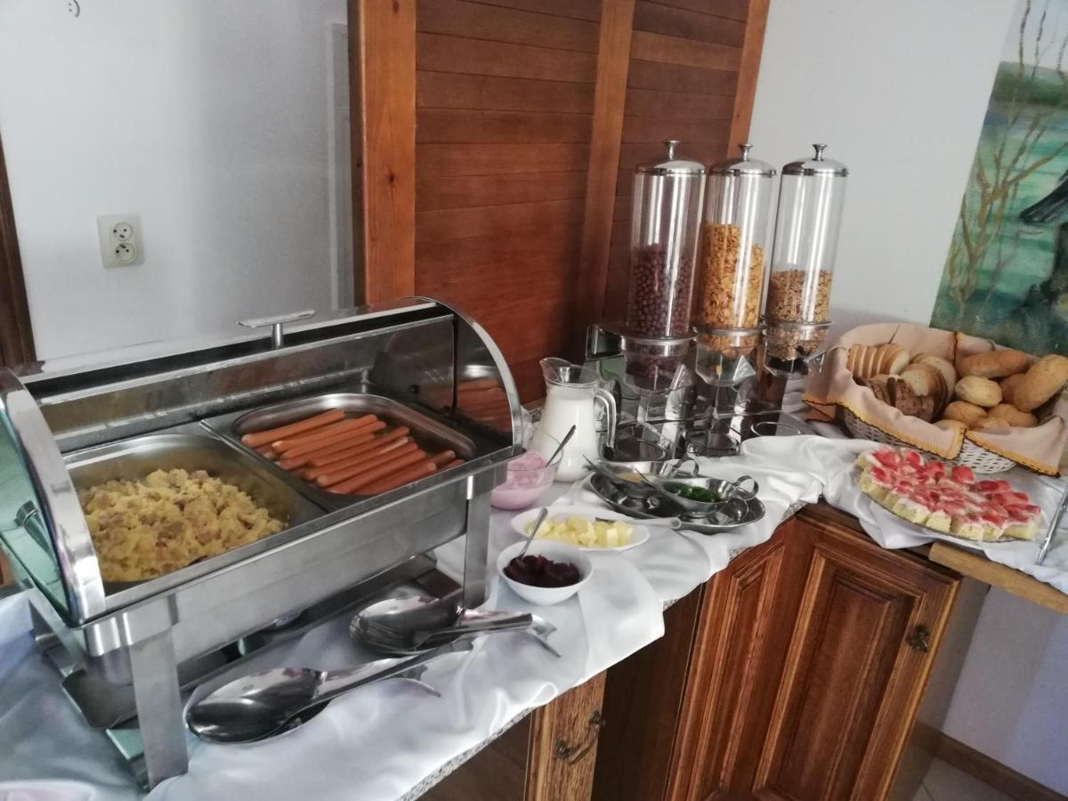 Gosciniec Kaszebe Bed and Breakfast Łeba Eksteriør billede